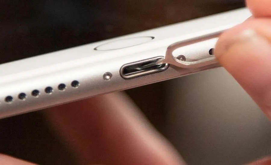 Що робити якщо не заряджається iPhone? | Фото 6 Що робити якщо не заряджається iPhone? | Зображення 5