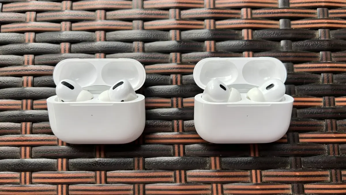 AirPods Pro 2 vs AirPods Pro 3: что лучше купить в 2026?