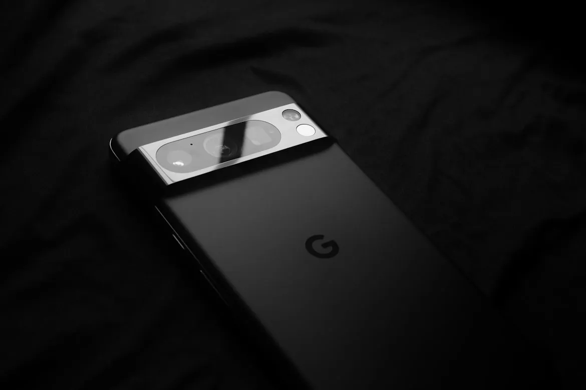 Смартфон Google Pixel 10a 8/128GB Berry | Фото 1