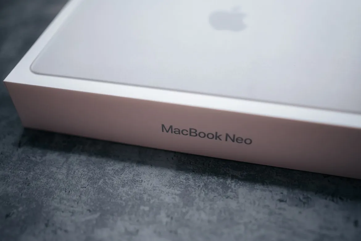 Ноутбук Apple MacBook Neo 256GB Citrus (MHFD4) | Фото 1