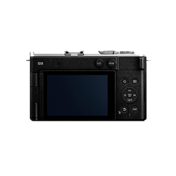 Бездзеркальний фотоапарат Panasonic Lumix DC-S9 Black Silver Body (DC-S9E-SA) | магазин Apple Grokholsky.com — Фото 3